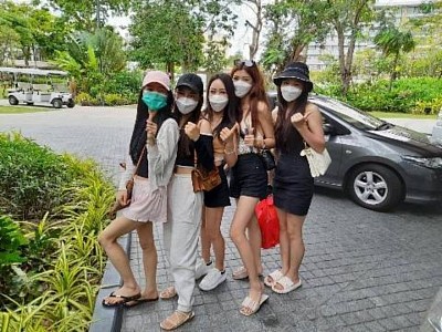 Book a taxi to Bangkok