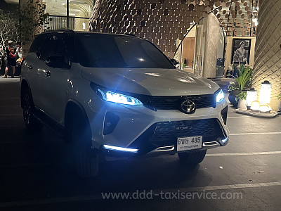 Taxi from Maha Sarakham to the airport.